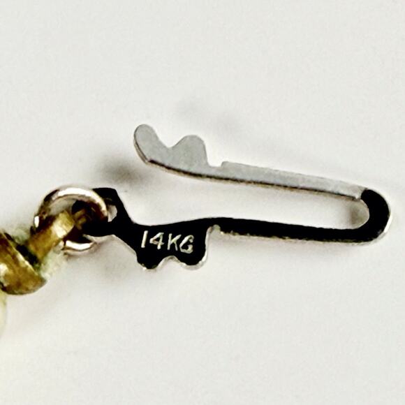 VTG Natural Pearl Graduated Necklace Silk Hand Knotted Solid 14K Gold Clasp 18” - Picture 6 of 7